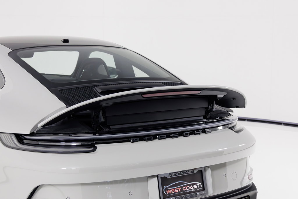 Porsche 992 GT3 Touring