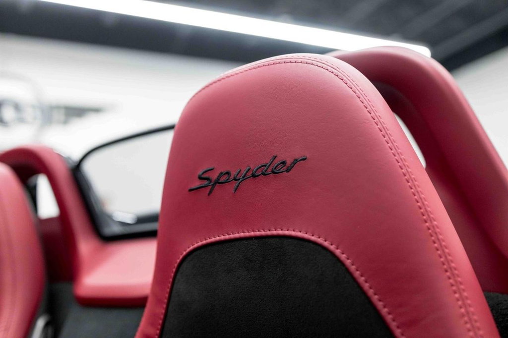 Porsche 718 Spyder
