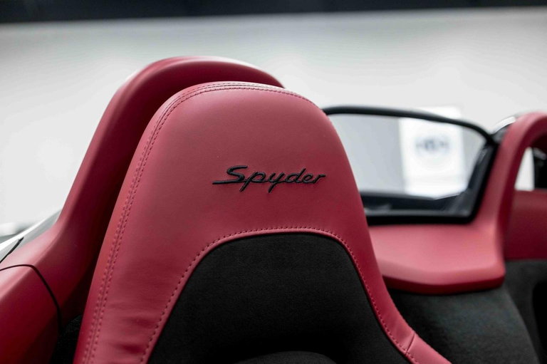 Porsche 718 Spyder