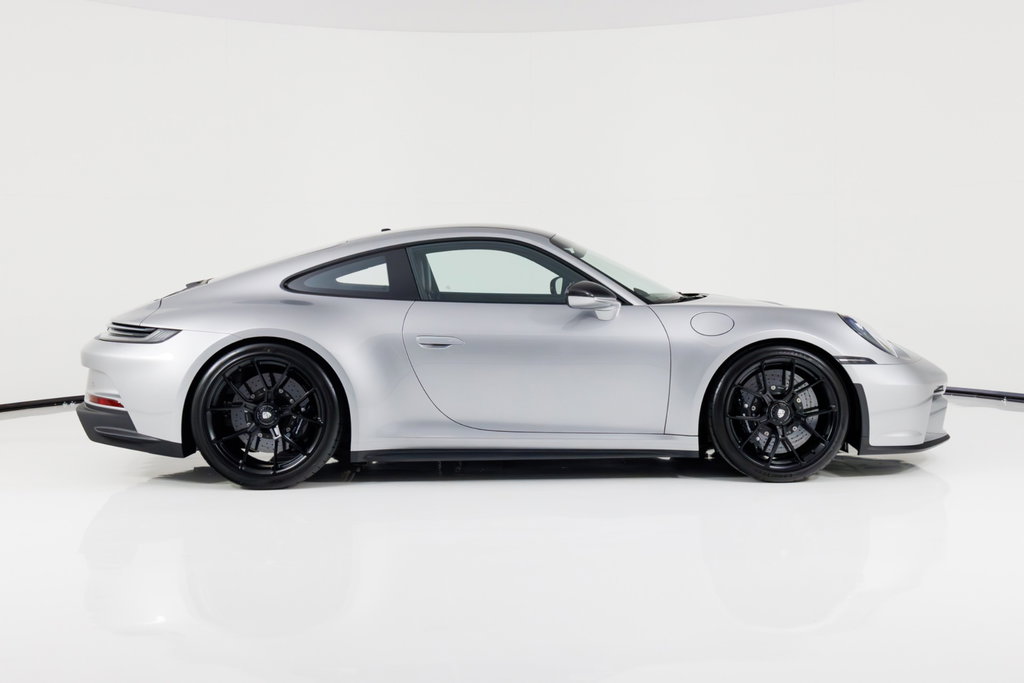 Porsche 992 GT3 Touring