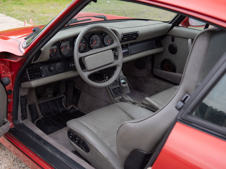 Porsche 964 Carrera 4