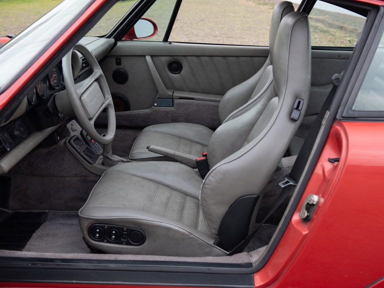 Porsche 964 Carrera 4