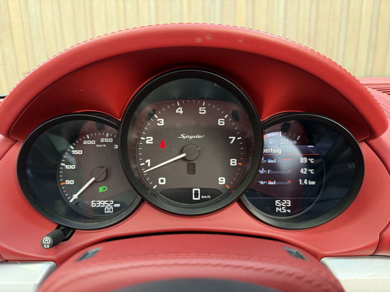 Porsche 981 Boxster Spyder