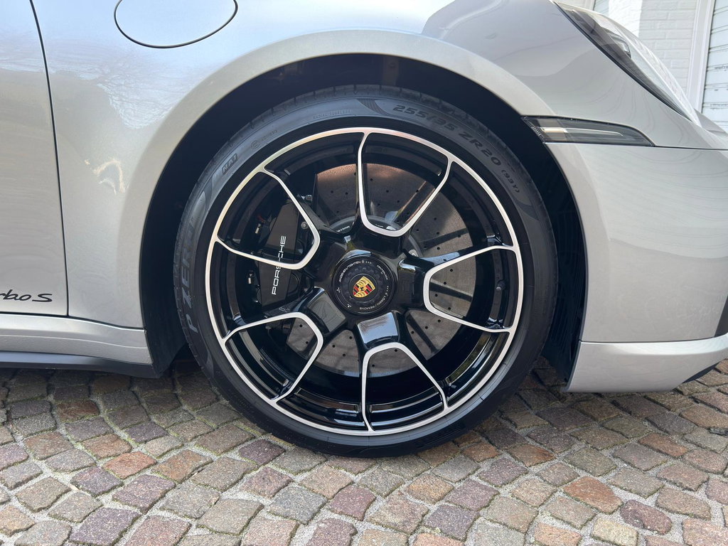 Porsche 992 Turbo S