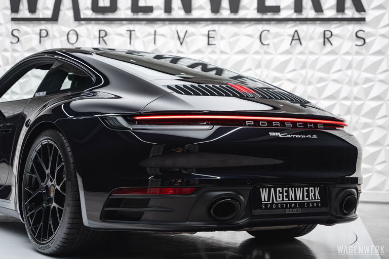 Porsche 992 Carrera 4S