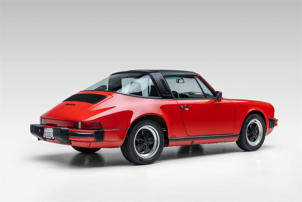 Porsche 911 Carrera 3.2