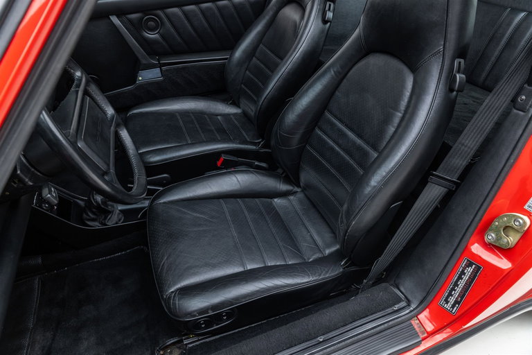 Porsche 911 Carrera 3.2