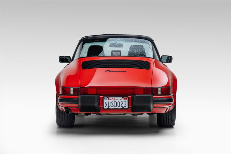 Porsche 911 Carrera 3.2