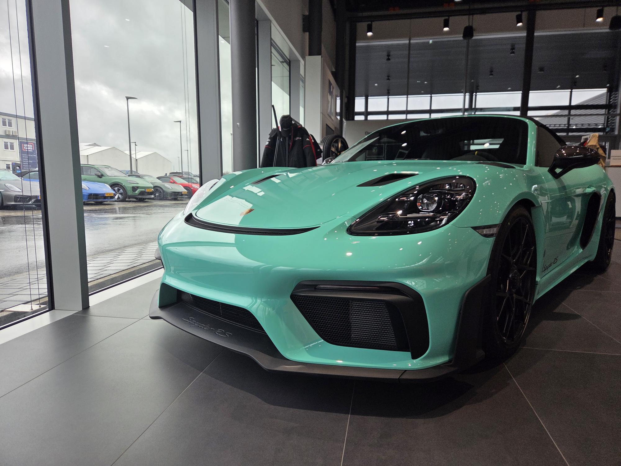 Porsche 718 Spyder RS 2025 - elferspot.com - Marketplace for
