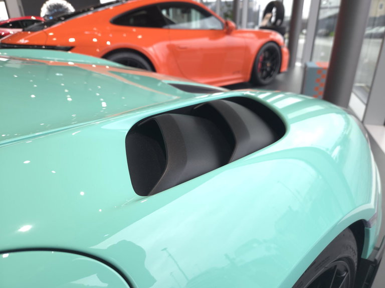 Porsche 718 Spyder RS