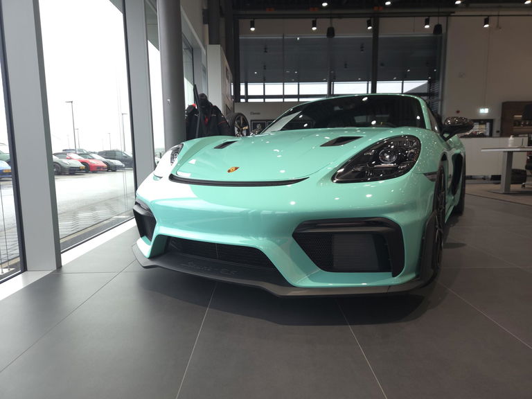 Porsche 718 Spyder RS