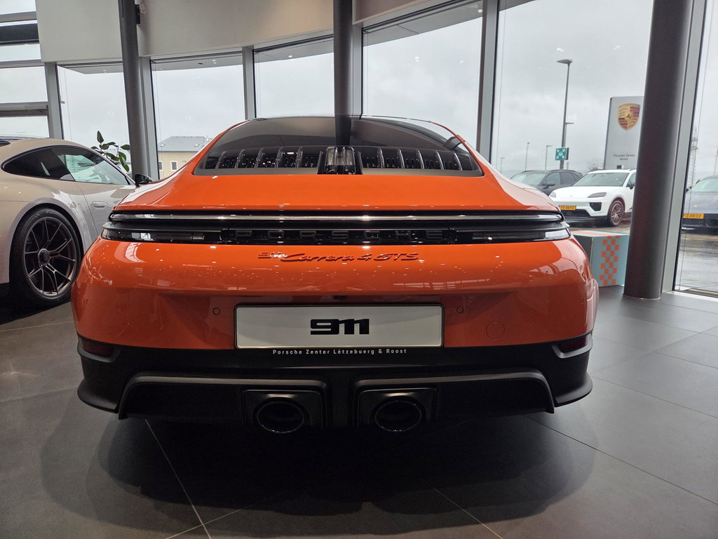 Porsche 992.2 Carrera 4 GTS