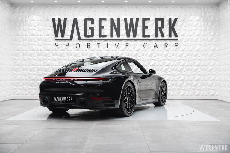 Porsche 992 Carrera 4S