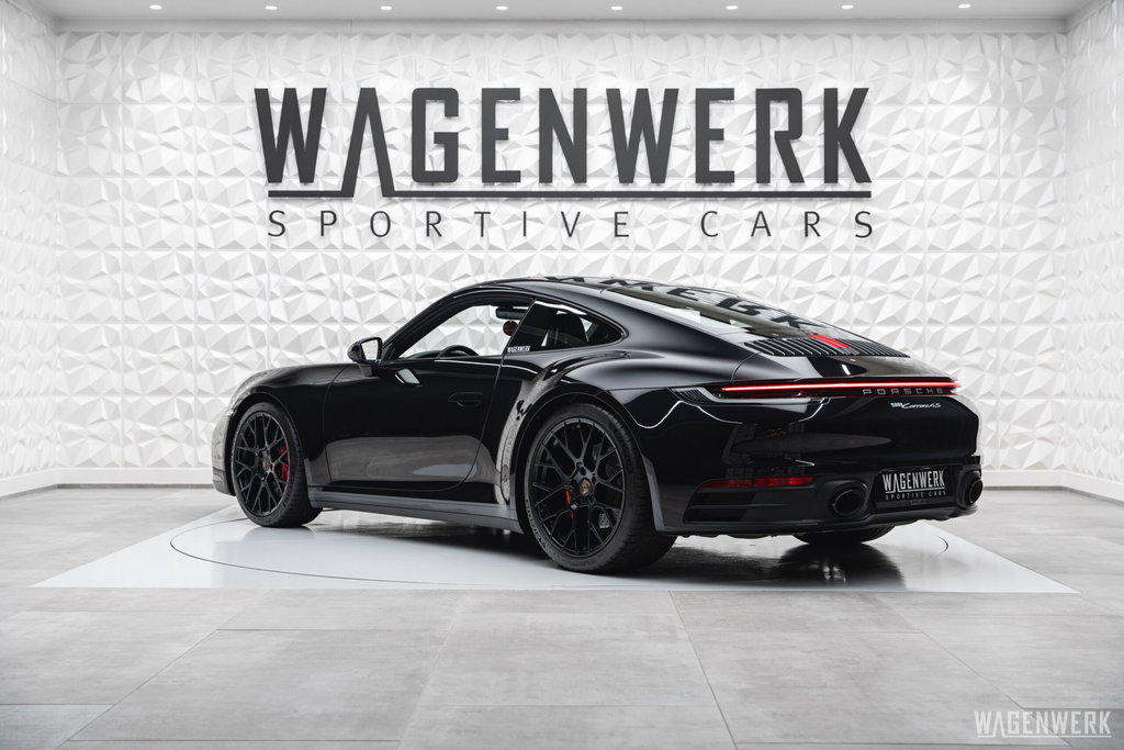 Porsche 992 Carrera 4S