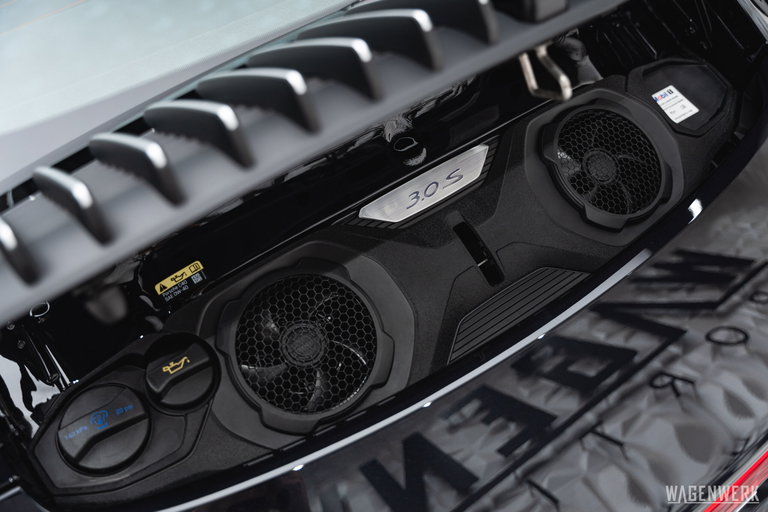 Porsche 992 Carrera 4S