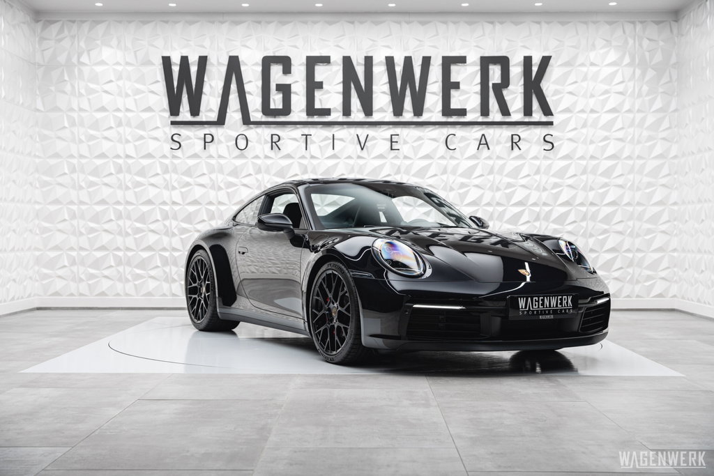 Porsche 992 Carrera 4S