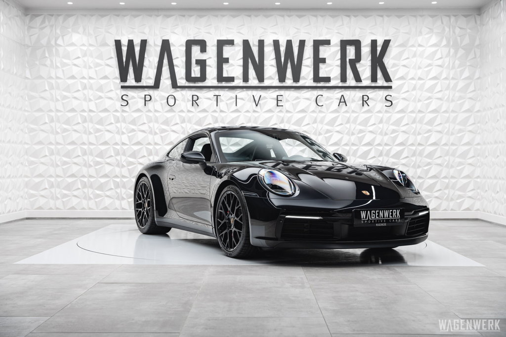 Porsche 992 Carrera 4S