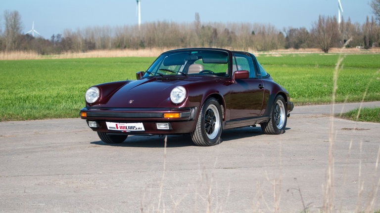 Porsche 911 Carrera 3.2