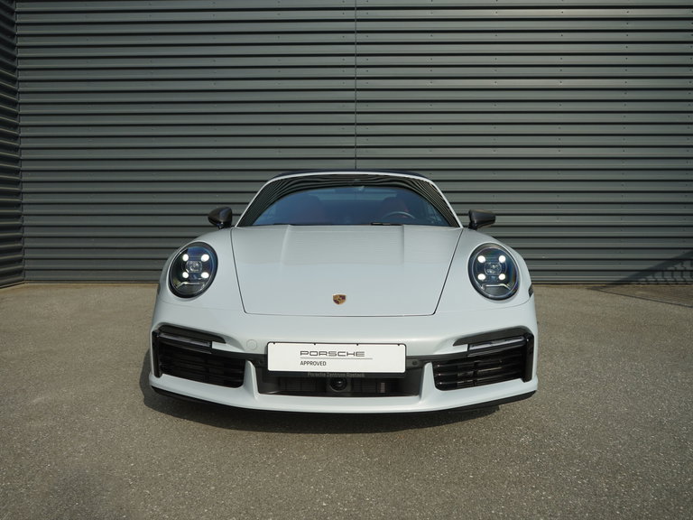 Porsche 992 Turbo