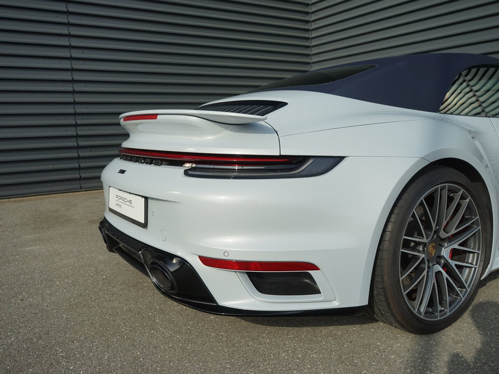 Porsche 992 Turbo