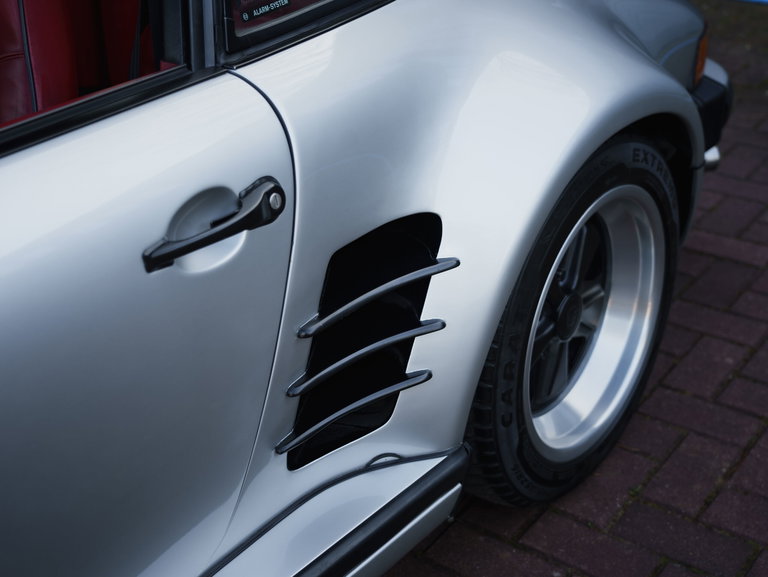 Porsche 911 Turbo 3.3