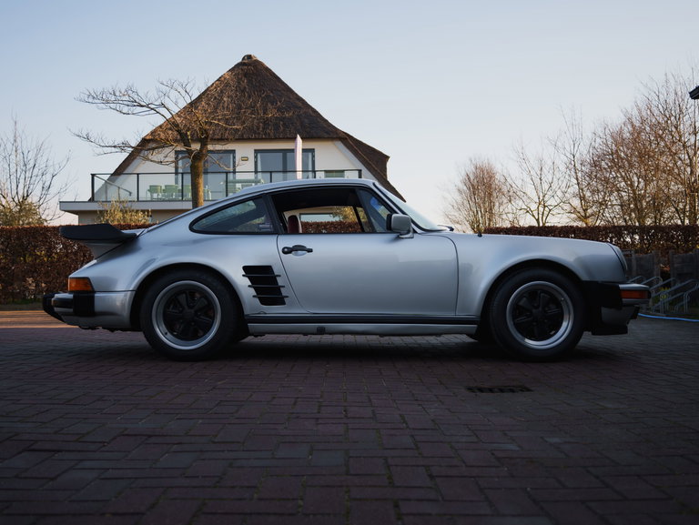 Porsche 911 Turbo 3.3