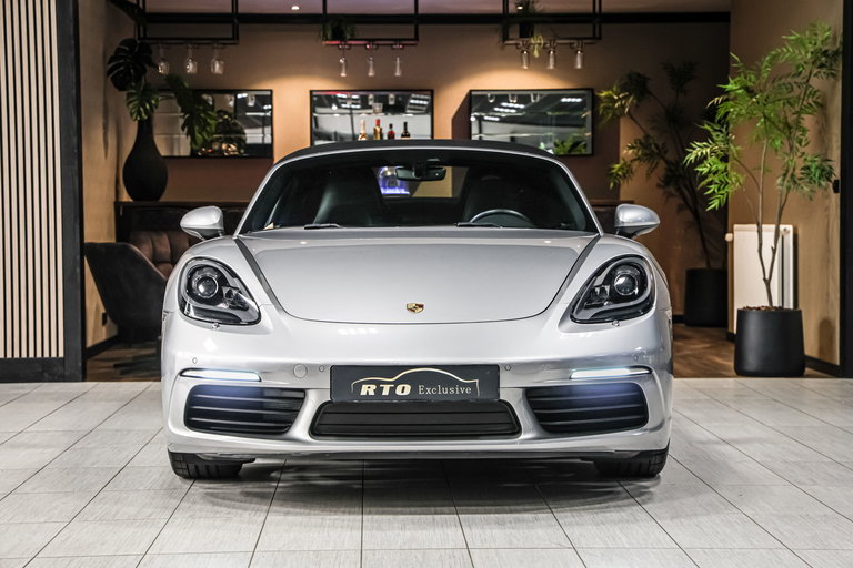 Porsche 718 Boxster