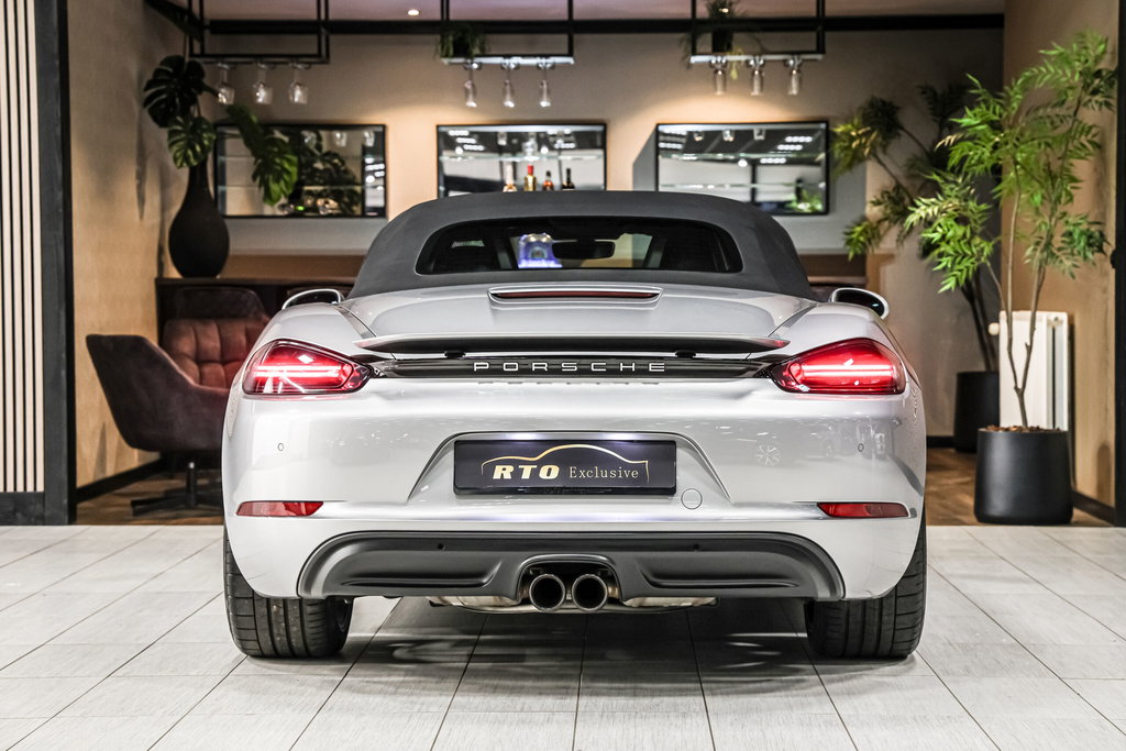 Porsche 718 Boxster