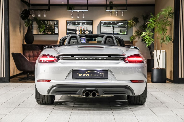 Porsche 718 Boxster