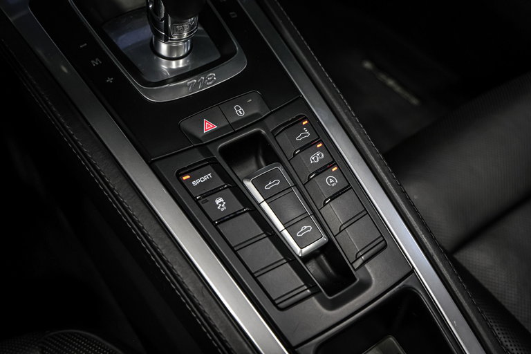 Porsche 718 Boxster