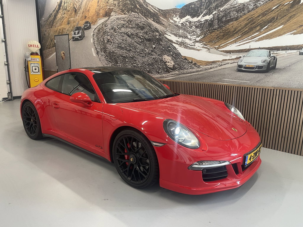 Porsche 991 Carrera GTS