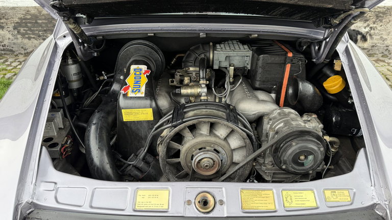 Porsche 911 Carrera 3.2