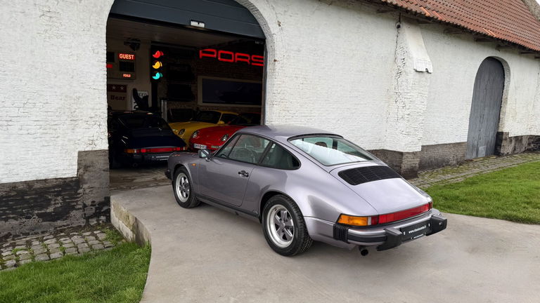 Porsche 911 Carrera 3.2