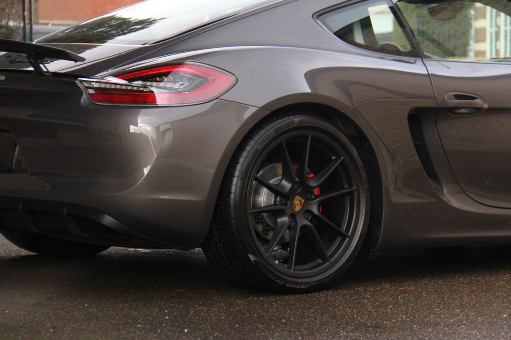 Porsche 981 Cayman GTS