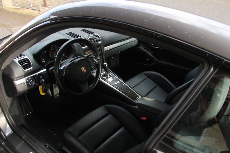 Porsche 981 Cayman GTS