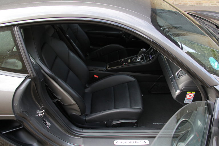 Porsche 981 Cayman GTS