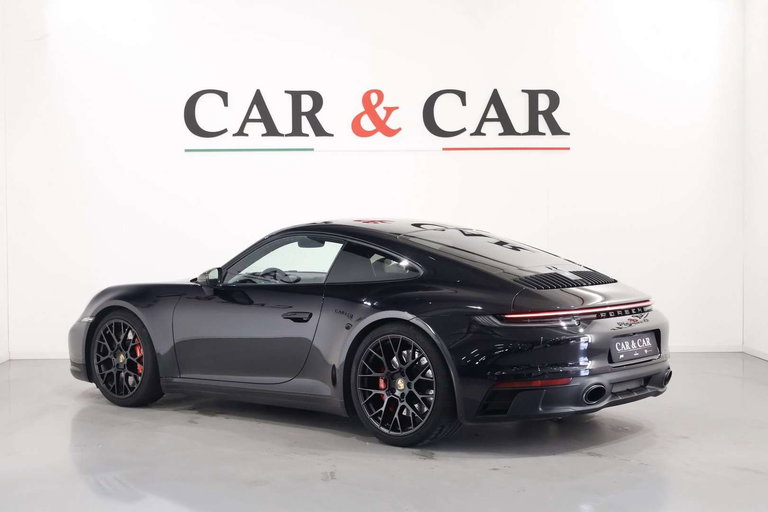 Porsche 992 Carrera GTS