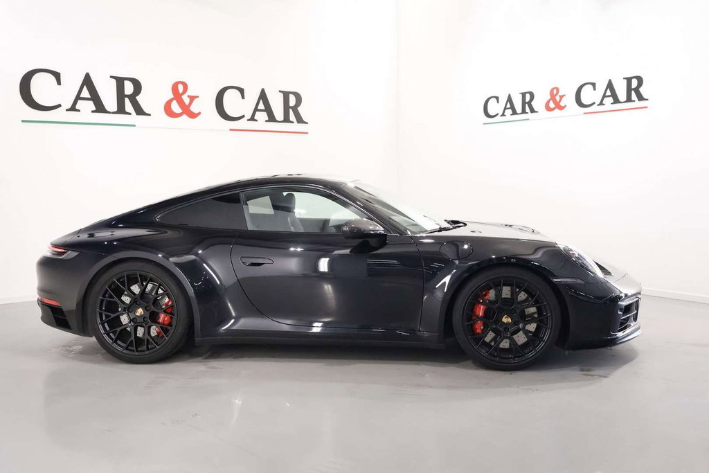 Porsche 992 Carrera GTS
