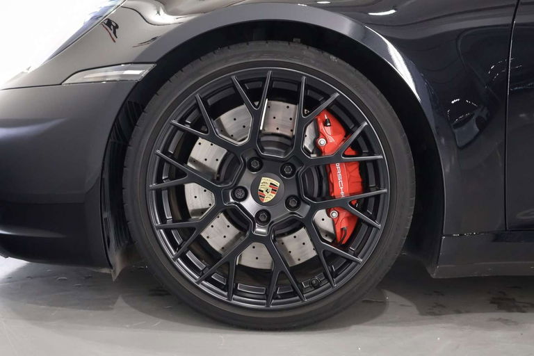 Porsche 992 Carrera GTS