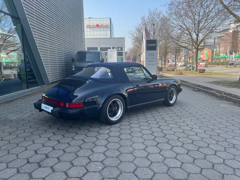 Porsche 911 Carrera 3.2
