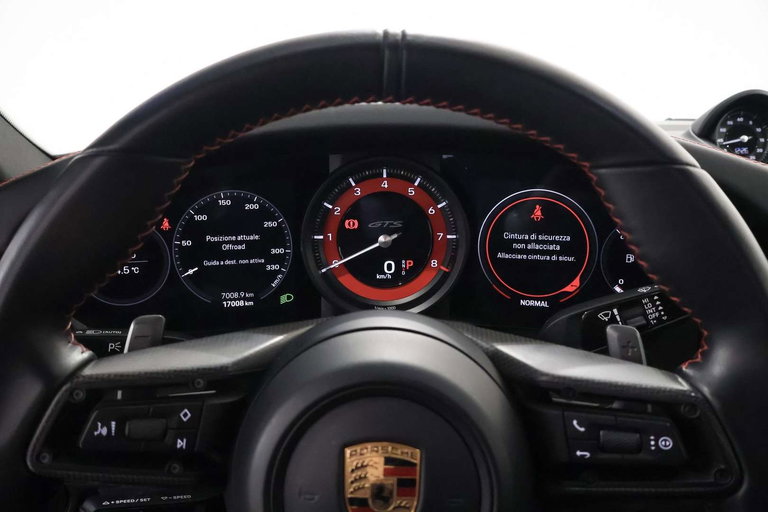 Porsche 992 Carrera GTS