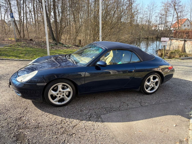 Porsche 996 Carrera 4