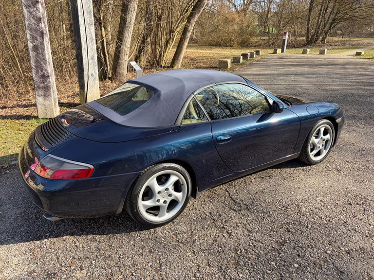 Porsche 996 Carrera 4
