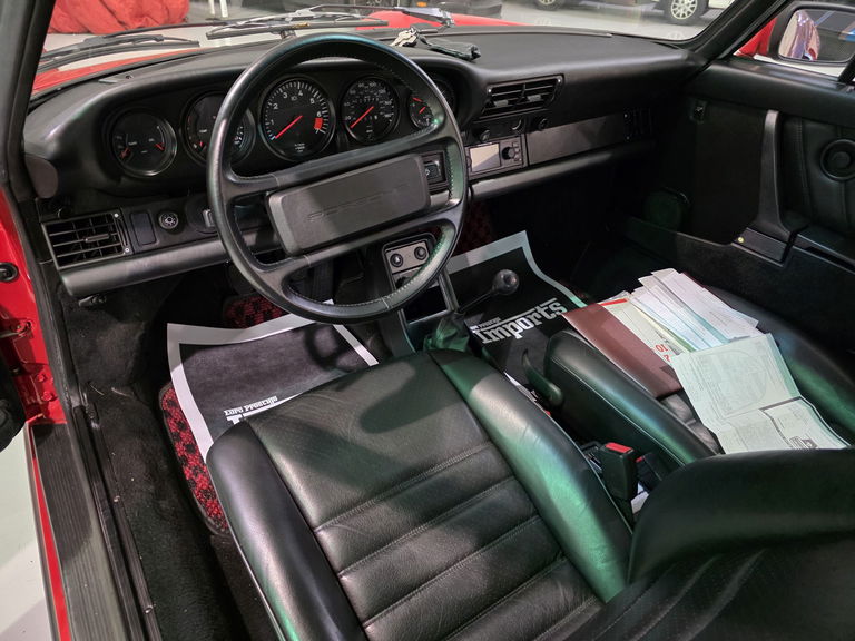 Porsche 911 Carrera 3.2 (US)