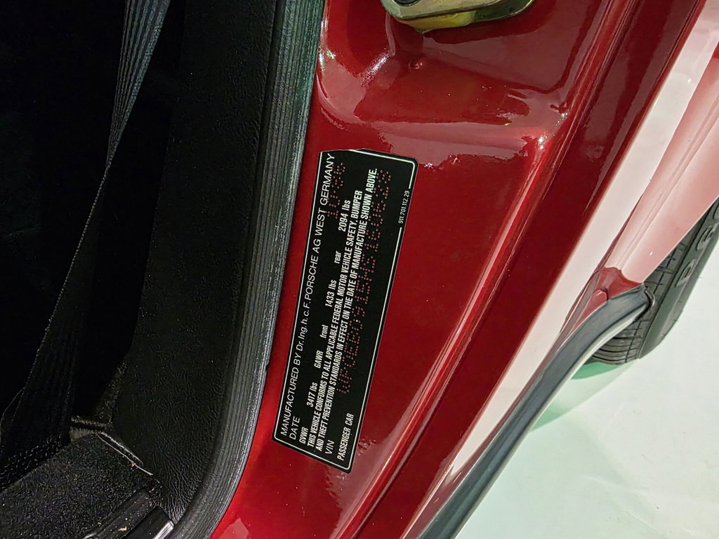 Porsche 911 Carrera 3.2 (US)