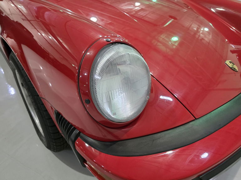 Porsche 911 Carrera 3.2 (US)