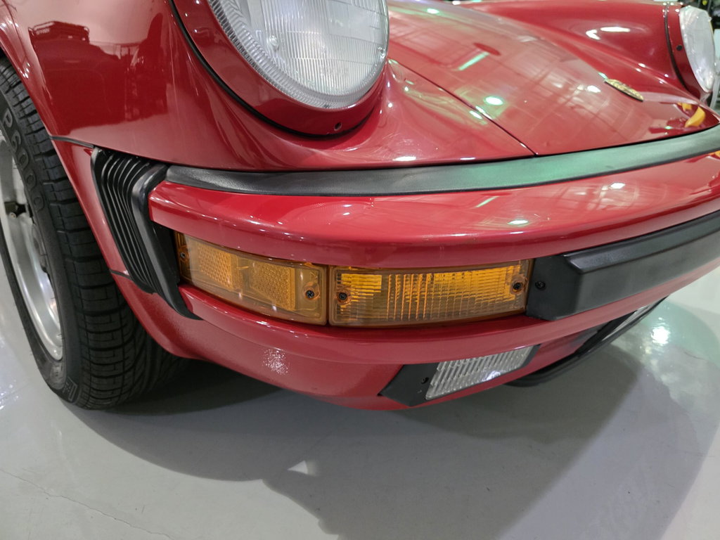 Porsche 911 Carrera 3.2 (US)