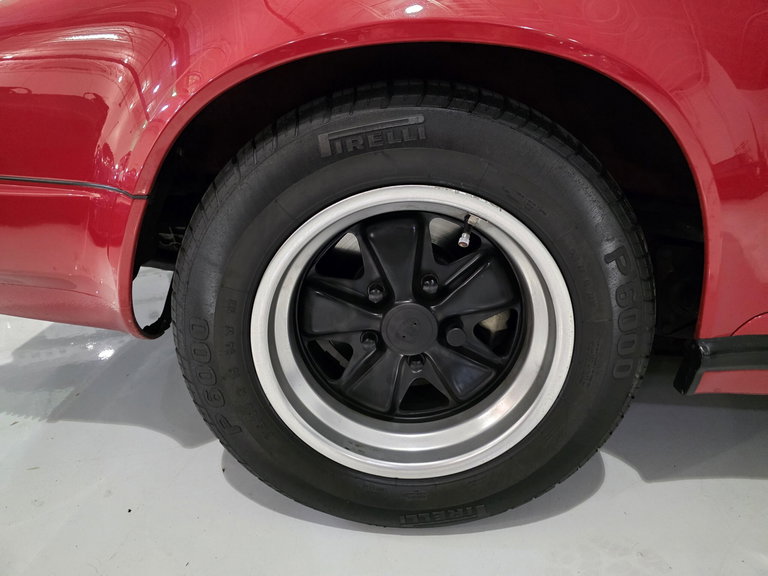 Porsche 911 Carrera 3.2 (US)