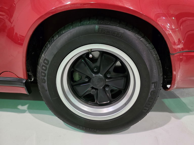 Porsche 911 Carrera 3.2 (US)