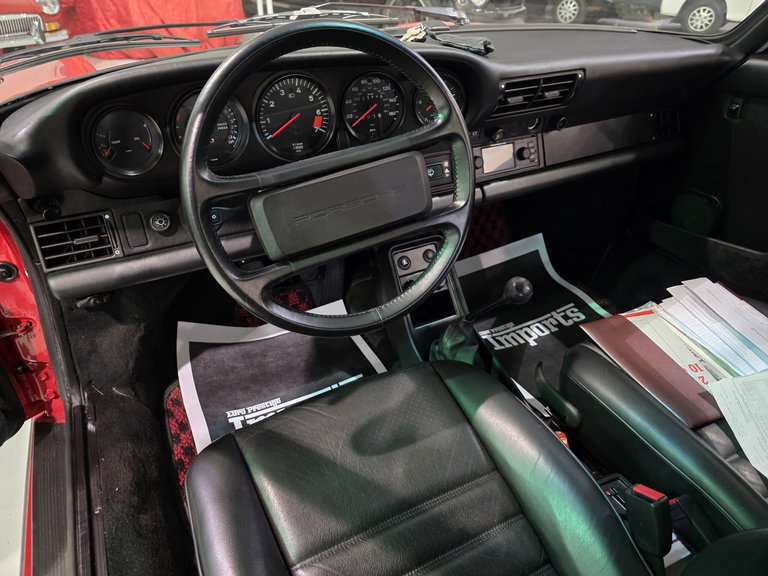 Porsche 911 Carrera 3.2 (US)